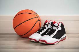 7 Helpful Tips for Buying Basketball Shoes